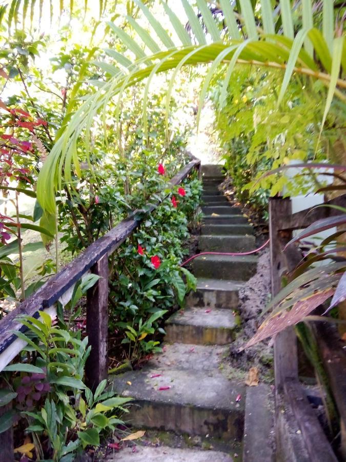 Island Home Honiara Exterior foto